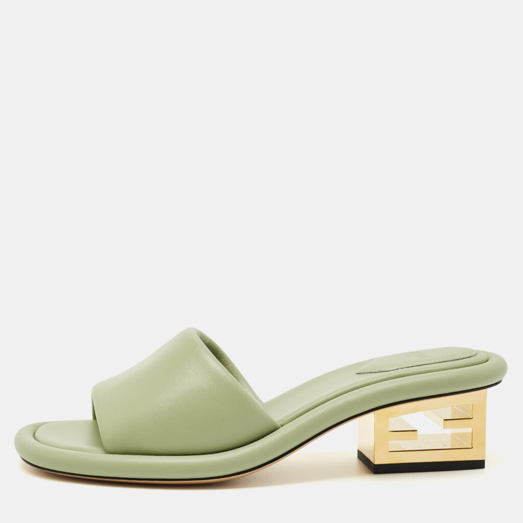 Fendi Green Leather Baguette Heel Slide Sandals Size 38.5 Fendi Green Leather Baguette Heel Slide Sandals Size 38.5