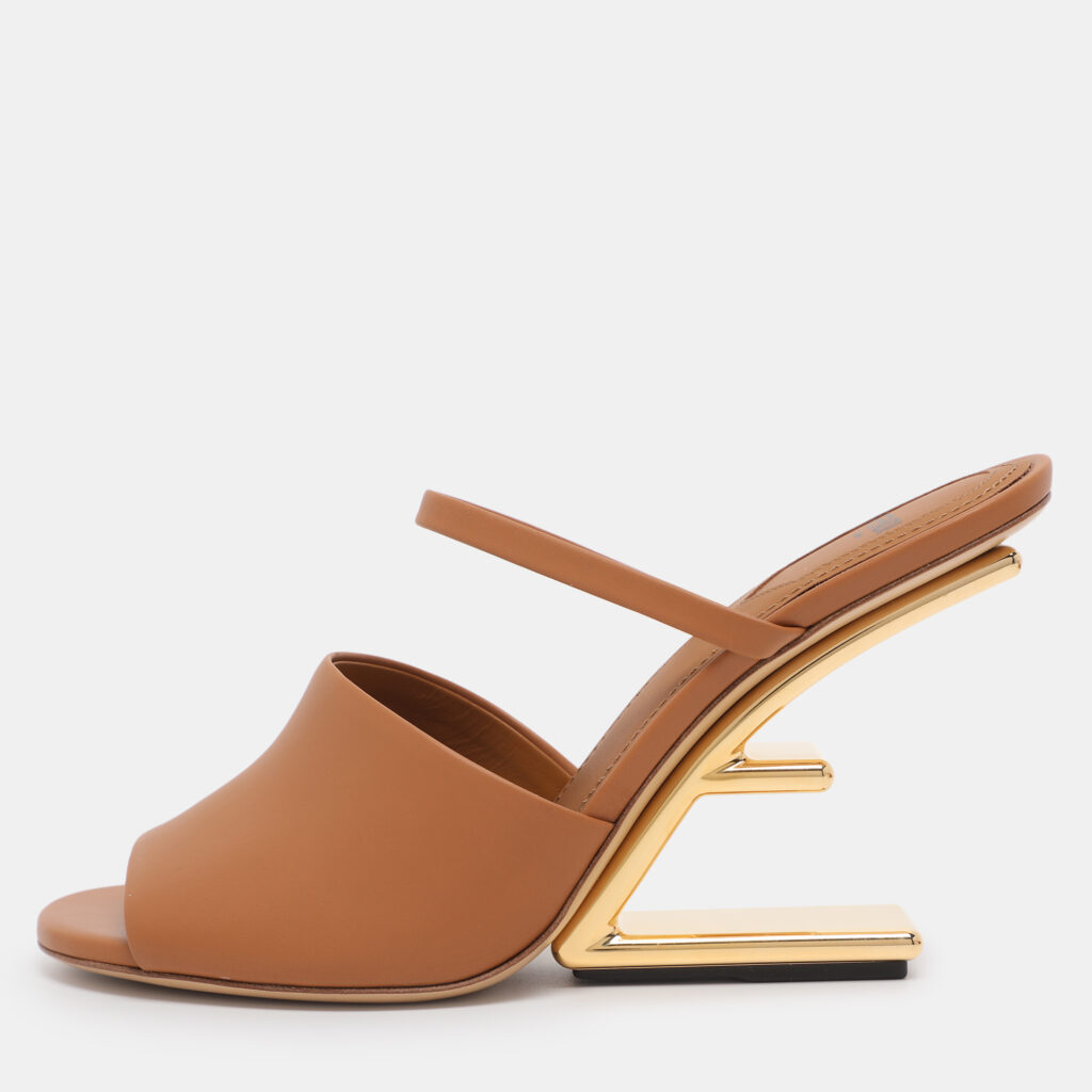 Fendi Brown Leather First Heel Mules Size 40 Fendi Brown Leather First Heel Mules Size 40