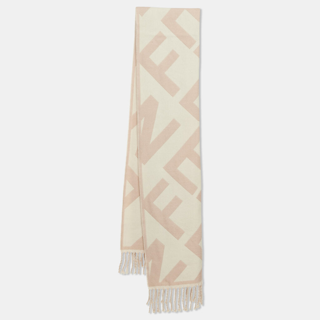 Fendi Pink Logo Jacquard Wool Fringed Muffler Fendi Pink Logo Jacquard Wool Fringed Muffler