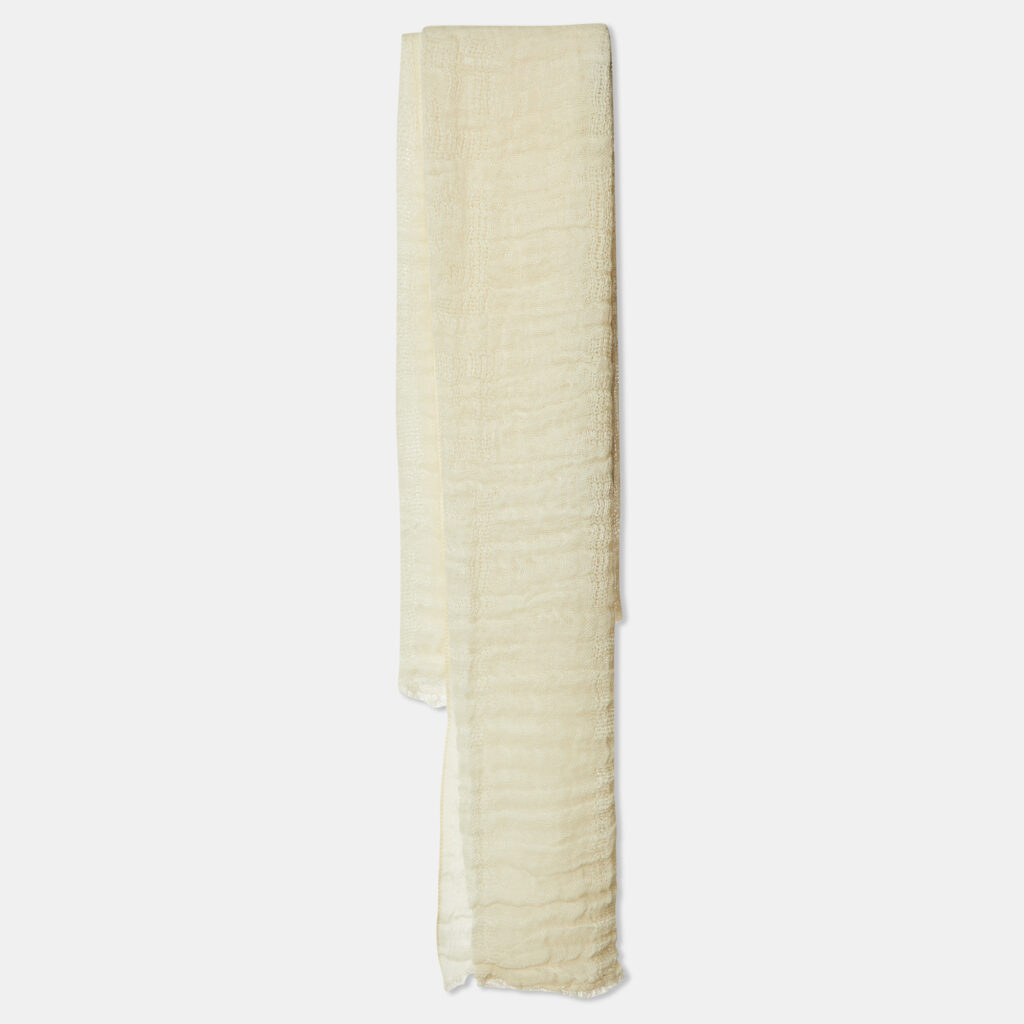Fendi Cream Cotton & Linen Stole Fendi Cream Cotton & Linen Stole