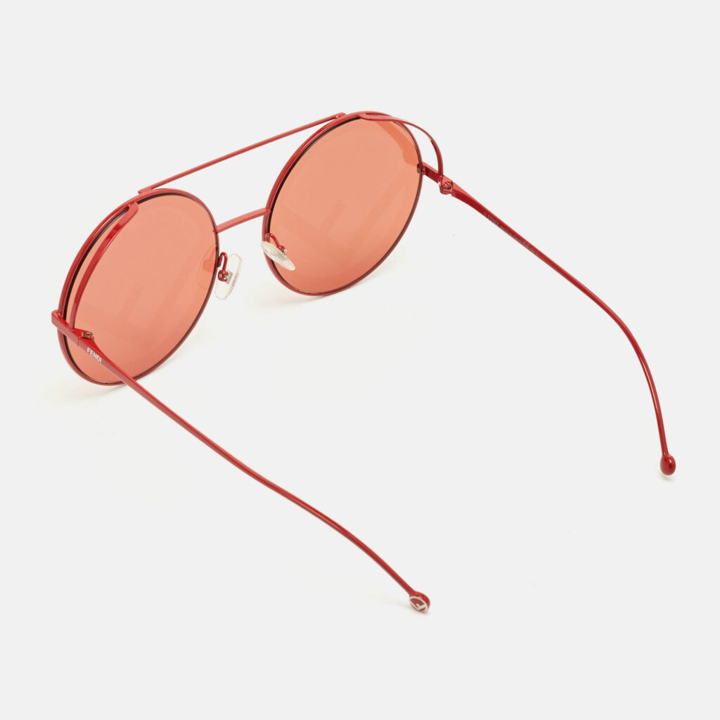 luxury-women-fendi-used-accessories-p1244538-001.jpg Fendi Red FF 0285/S Round Sunglasses