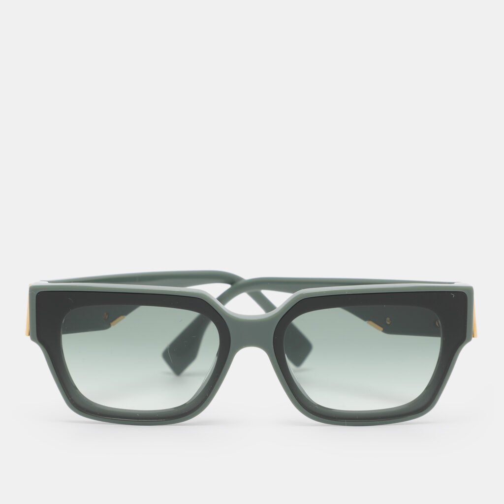 Fendi Green FE400991 Square Sunglasses Fendi Green FE400991 Square Sunglasses