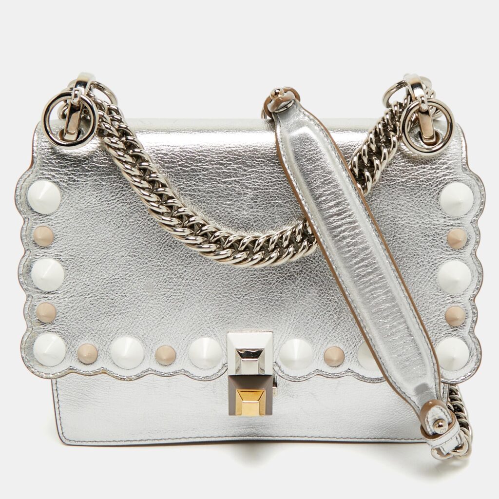 Fendi Silver Leather Small Scalloped Kan I Shoulder Bag Fendi Silver Leather Small Scalloped Kan I Shoulder Bag
