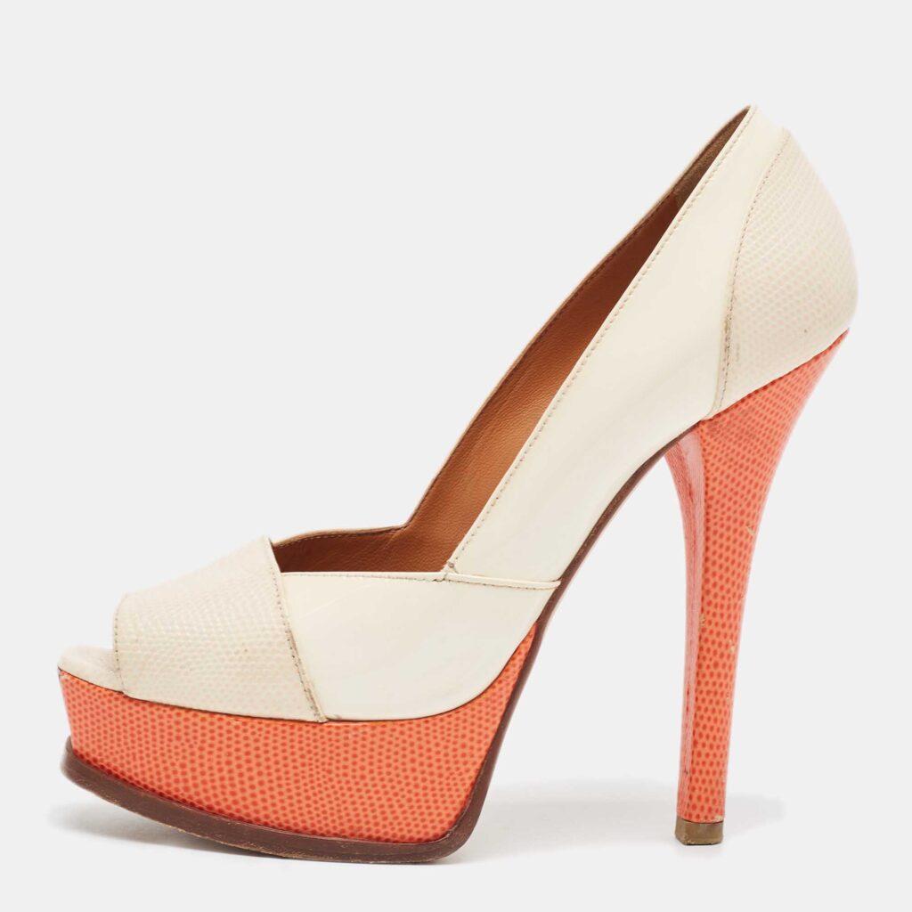 Fendi Cream Embossed Lizard and Patent Fendista Peep Toe Pumps Size 37 Fendi Cream Embossed Lizard and Patent Fendista Peep Toe Pumps Size 37
