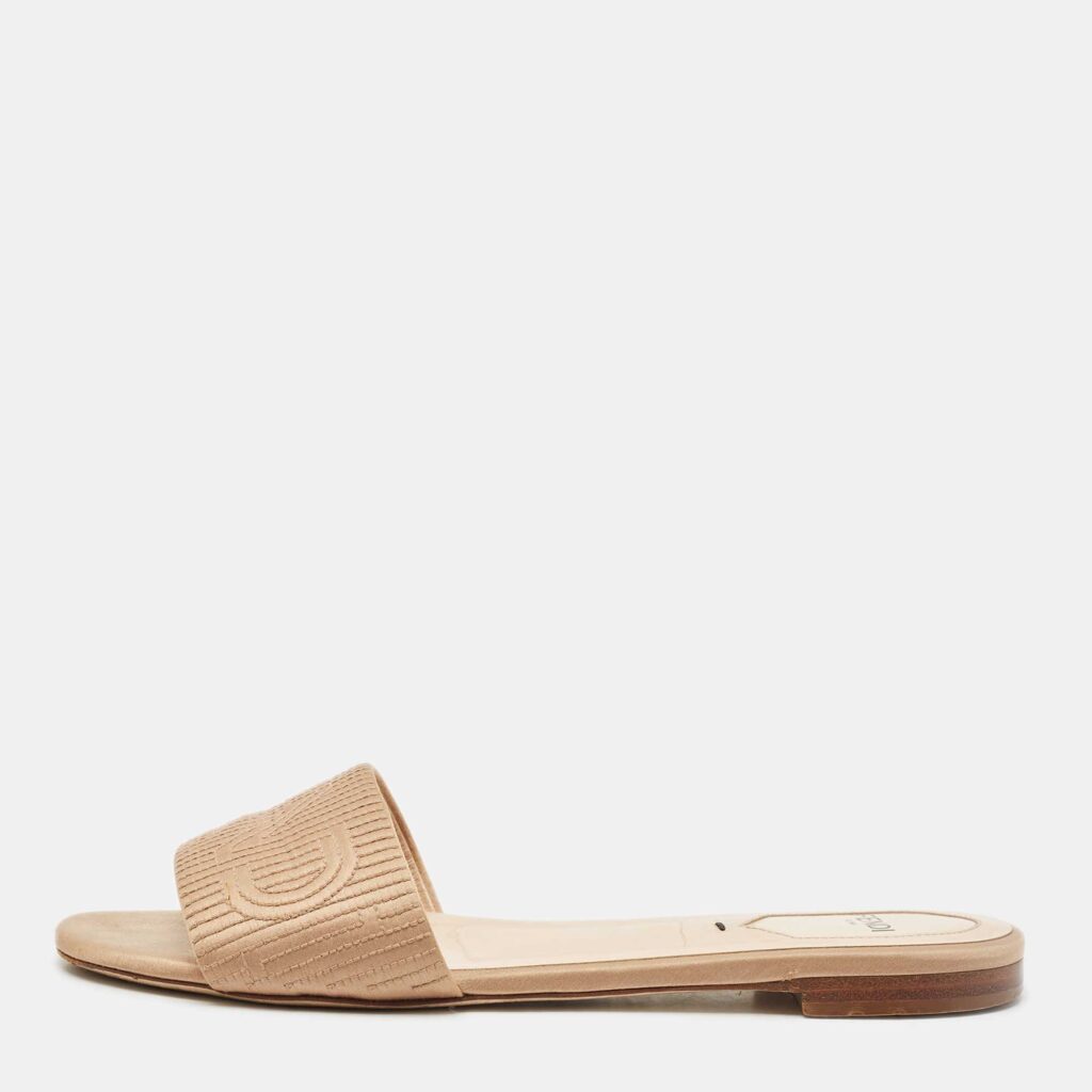 Fendi Beige Satin Logo Embroidered Flat Slides Size 37.5 Fendi Beige Satin Logo Embroidered Flat Slides Size 37.5