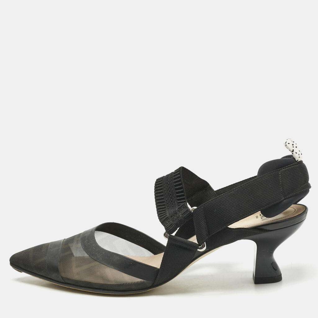 Fendi Black Zucca Mesh and Canvas Colibri Slingback Pumps Size 37.5 Fendi Black Zucca Mesh and Canvas Colibri Slingback Pumps Size 37.5