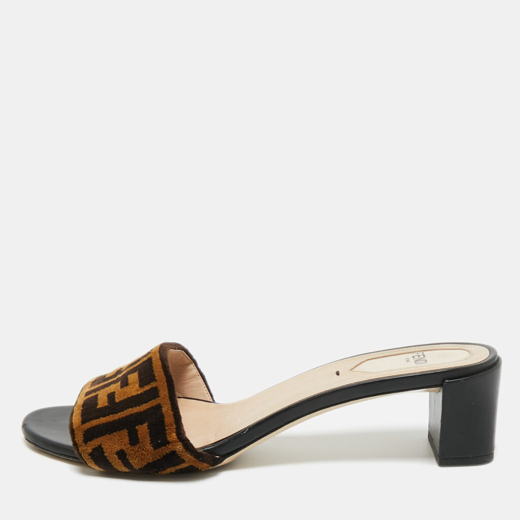 Fendi Black/Brown Zucca Velvet Slide Sandals Size 38 Fendi Black/Brown Zucca Velvet Slide Sandals Size 38