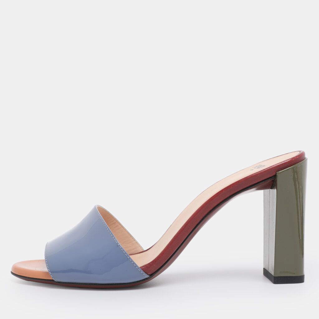Fendi Tri Color Patent Leather Slide Sandals Size 38 Fendi Tri Color Patent Leather Slide Sandals Size 38