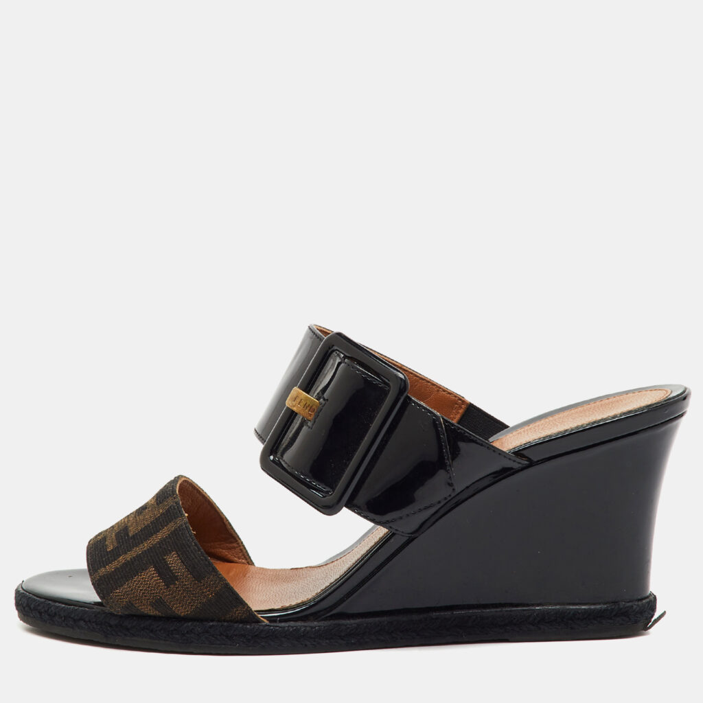 Fendi Black/Brown Patent Leather and Zucca Canvas Wedge Sandals Size 38 Fendi Black/Brown Patent Leather and Zucca Canvas Wedge Sandals Size 38