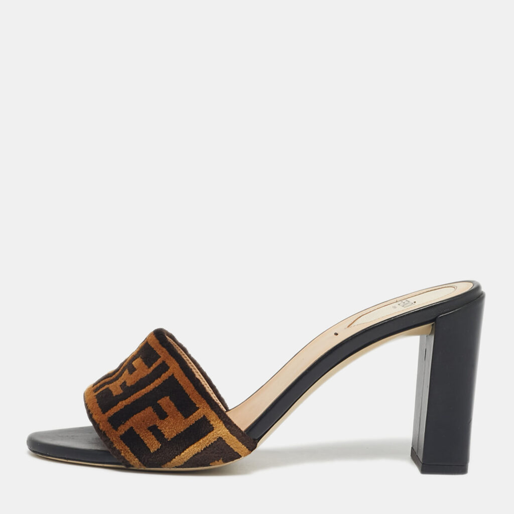 luxury-women-fendi-used-shoes-p1222553-001.jpg Fendi Black/Brown FF Velvet Slide Sandals Size 39