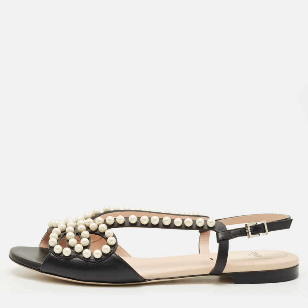 Fendi Black Leather Pearl Embellished Flat Sandals Size 38 Fendi Black Leather Pearl Embellished Flat Sandals Size 38