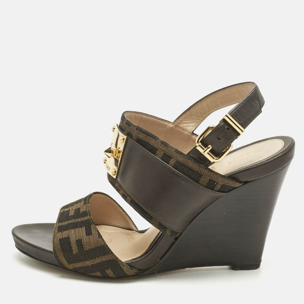 Fendi Brown Zucca Canvas and Leather Slingback Wedge Sandals Size 39 Fendi Brown Zucca Canvas and Leather Slingback Wedge Sandals Size 39