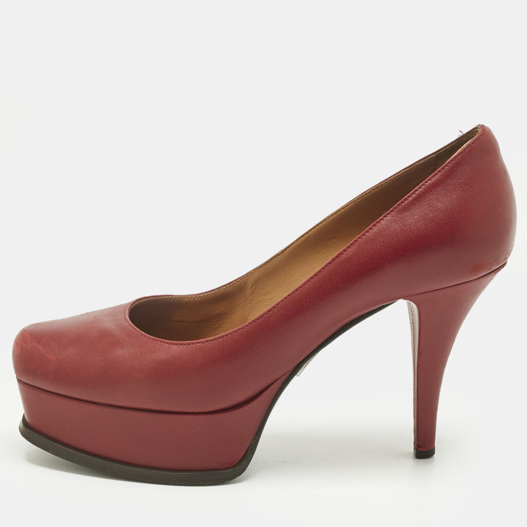 Fendi Red Leather Fendista Platform Pumps Size 37.5 Fendi Red Leather Fendista Platform Pumps Size 37.5