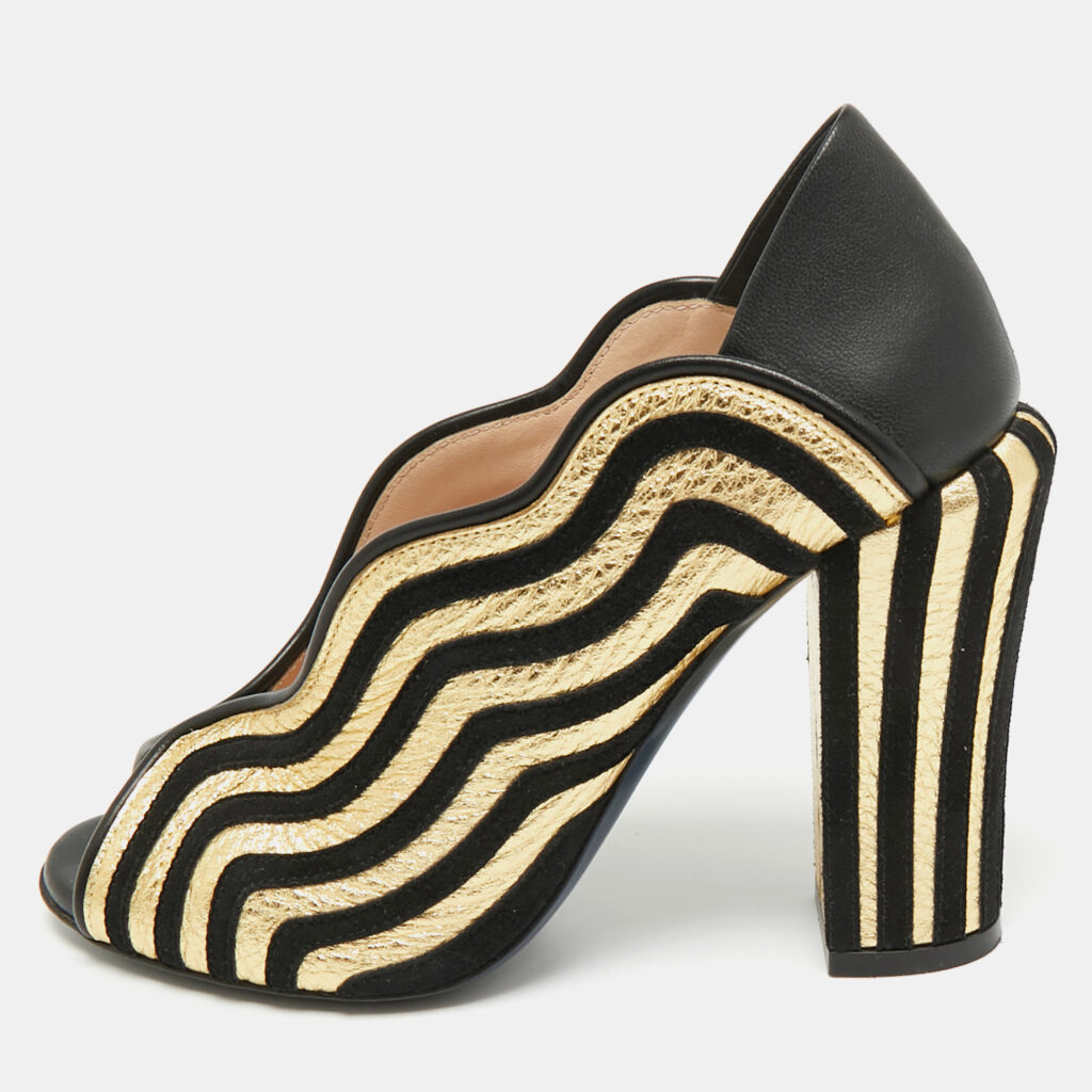 Fendi Black/Gold Leather and Suede Block Heel Pumps Size 35.5 Fendi Black/Gold Leather and Suede Block Heel Pumps Size 35.5