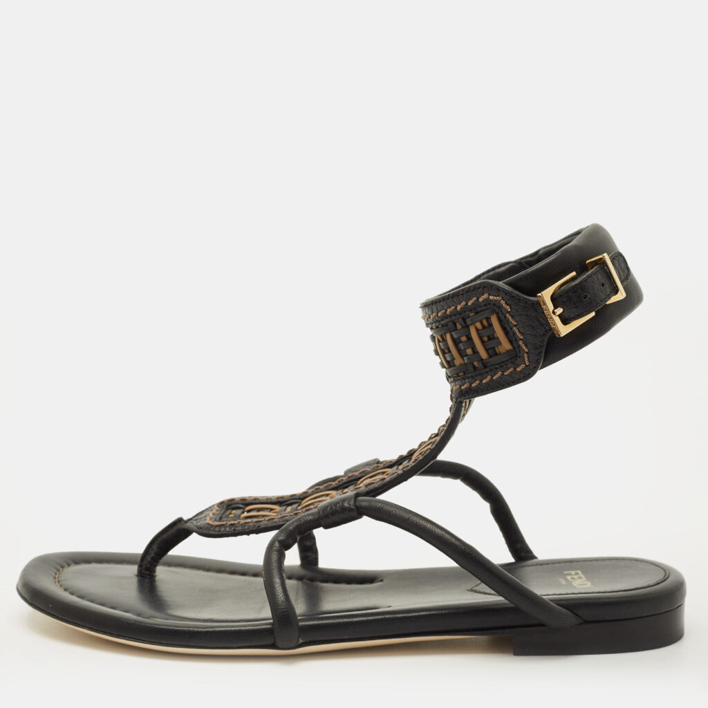 Fendi Size 35 Black/Brown Leather Ankle Strap Flat Sandals Fendi Size 35 Black/Brown Leather Ankle Strap Flat Sandals