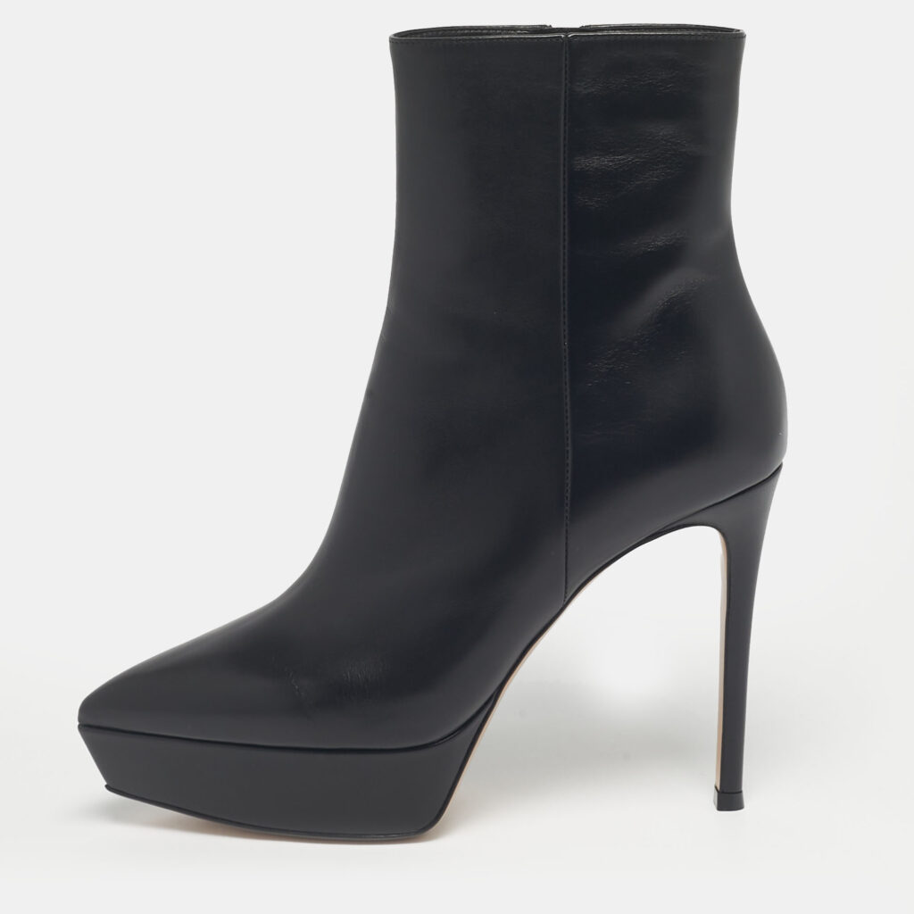 Gianvito Rossi Black Leather Dasha Ankle Length Boots Size 38