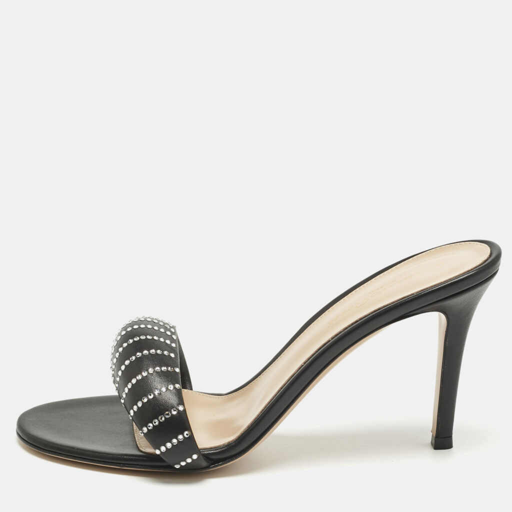 luxury-women-gianvito-rossi-new-shoes-p1219275-001-1.jpg Gianvito Rossi Black Leather Bijoux Crystal Sandals Size 38