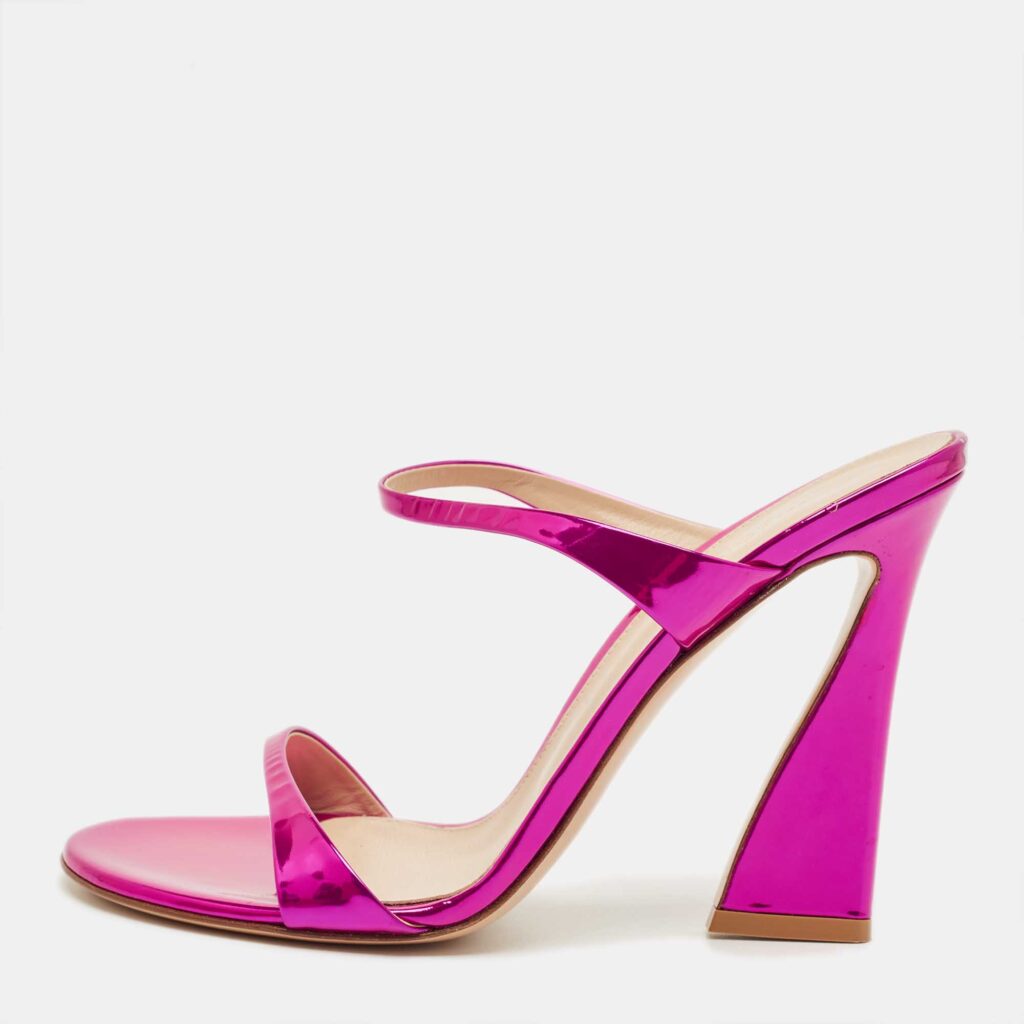 Gianvito Rossi Metallic Pink Leather Aura Sandals Size 38.5