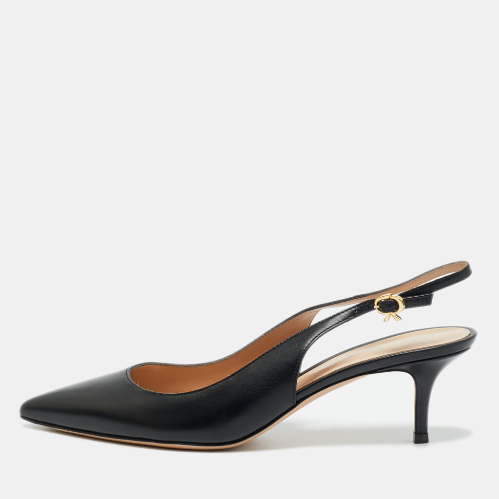 Gianvito Rossi Ribbon Size 41 Black Leather Pumps