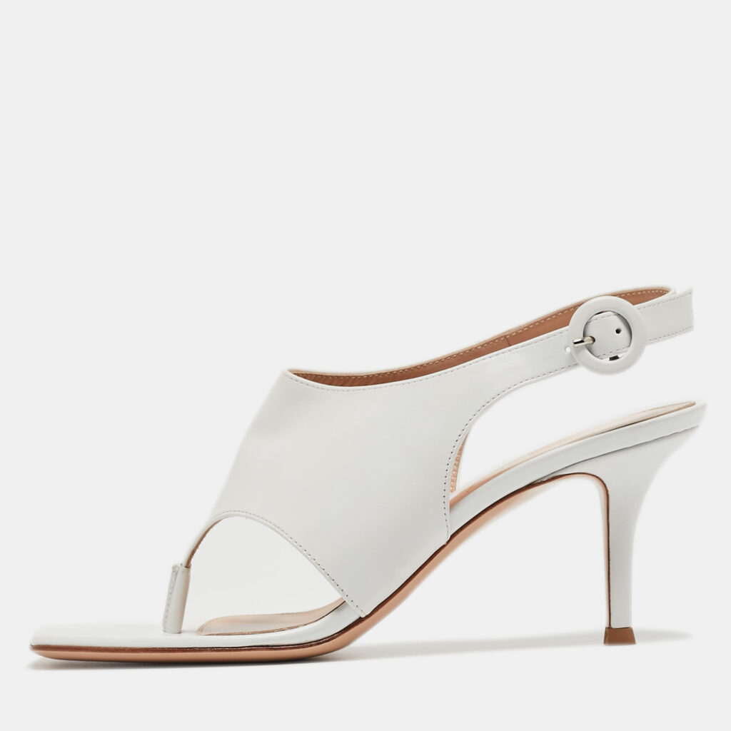 Gianvito Rossi White Leather Thong Slide Ankle Strap Sandals Size 38 Gianvito Rossi White Leather Thong Slide Ankle Strap Sandals Size 38