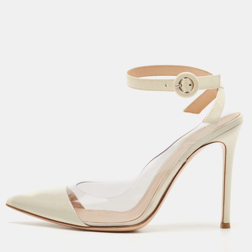 Gianvito Rossi Cream/Transparent Patent Leather and PVC Plexi Slingback Pumps Size 38 Gianvito Rossi Cream/Transparent Patent Leather and PVC Plexi Slingback Pumps Size 38