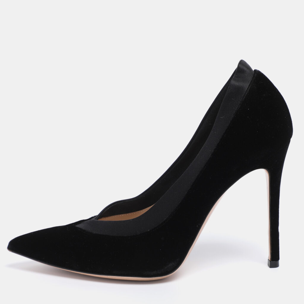 Gianvito Rossi Black Satin and Velvet Pumps Size 39