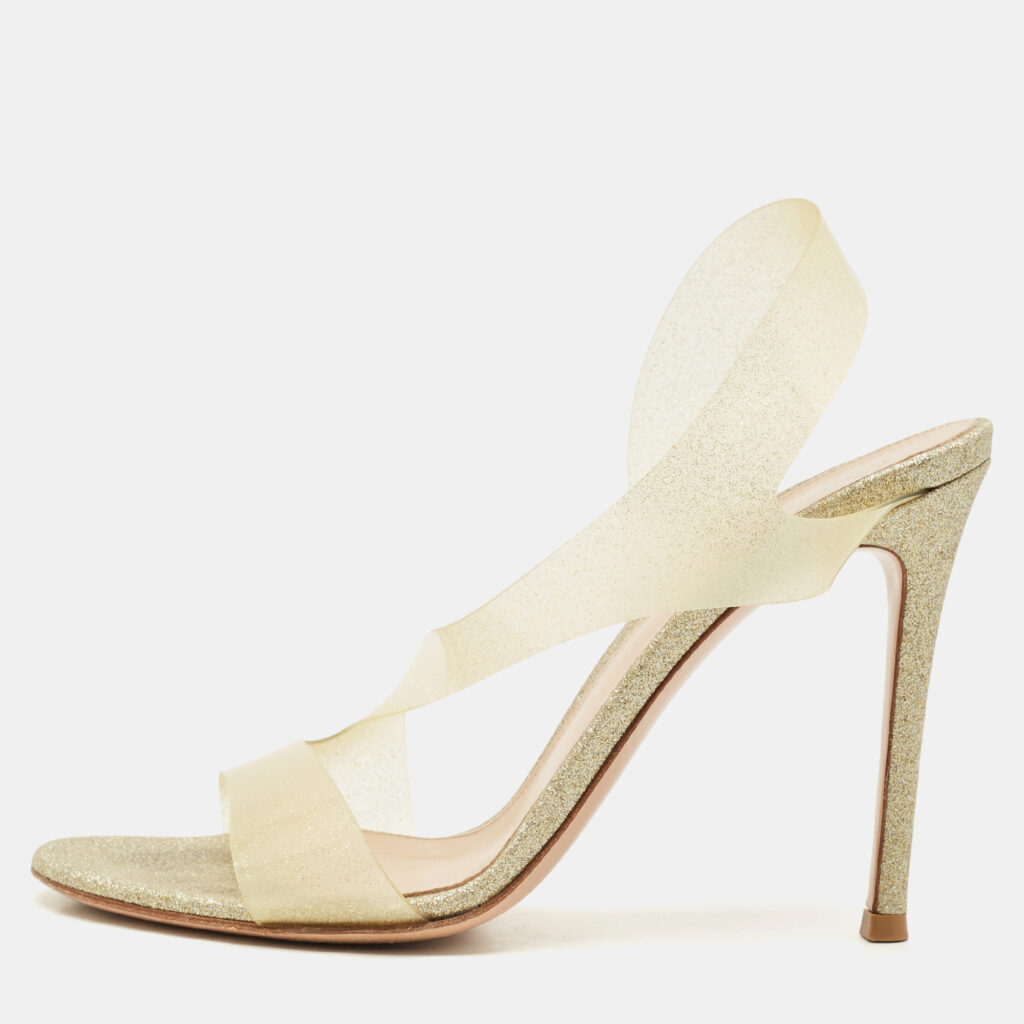 Gianvito Rossi Metallic Gold PVC Metropolis Slingback Sandals Size 37.5 Gianvito Rossi Metallic Gold PVC Metropolis Slingback Sandals Size 37.5