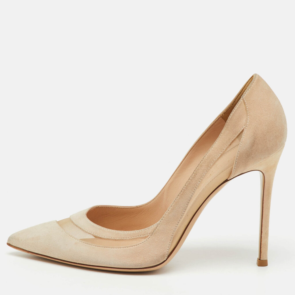 Gianvito Rossi Beige Suede and Mesh Pointed Toe Pumps Size 39.5 Gianvito Rossi Beige Suede and Mesh Pointed Toe Pumps Size 39.5