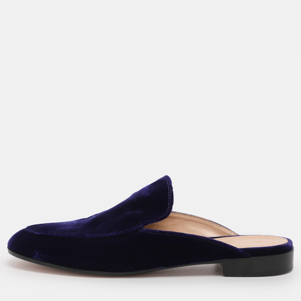 Gianvito Rossi Indigo Velvet Palau Flat Mules Size 38.5 Gianvito Rossi Indigo Velvet Palau Flat Mules Size 38.5