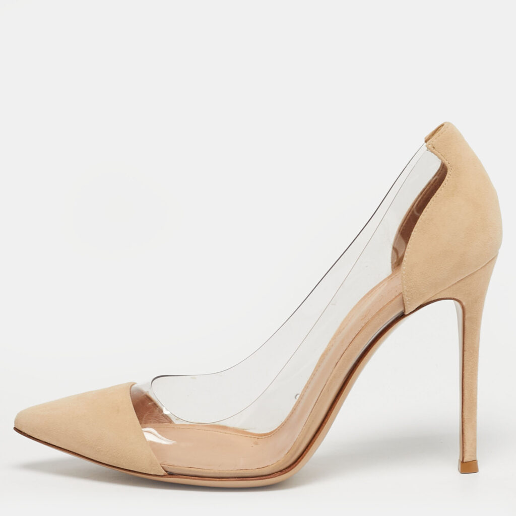 luxury-women-gianvito-rossi-used-shoes-p1244468-010-1.jpg Gianvito Rossi Transparent/Beige PVC and Suede Plexi Pumps Size 37.5