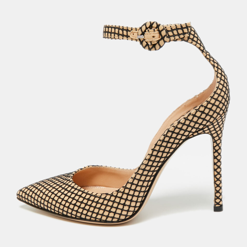 Gianvito Rossi Beige/Black Leather Fishnet Ankle Strap Pumps Size 35.5