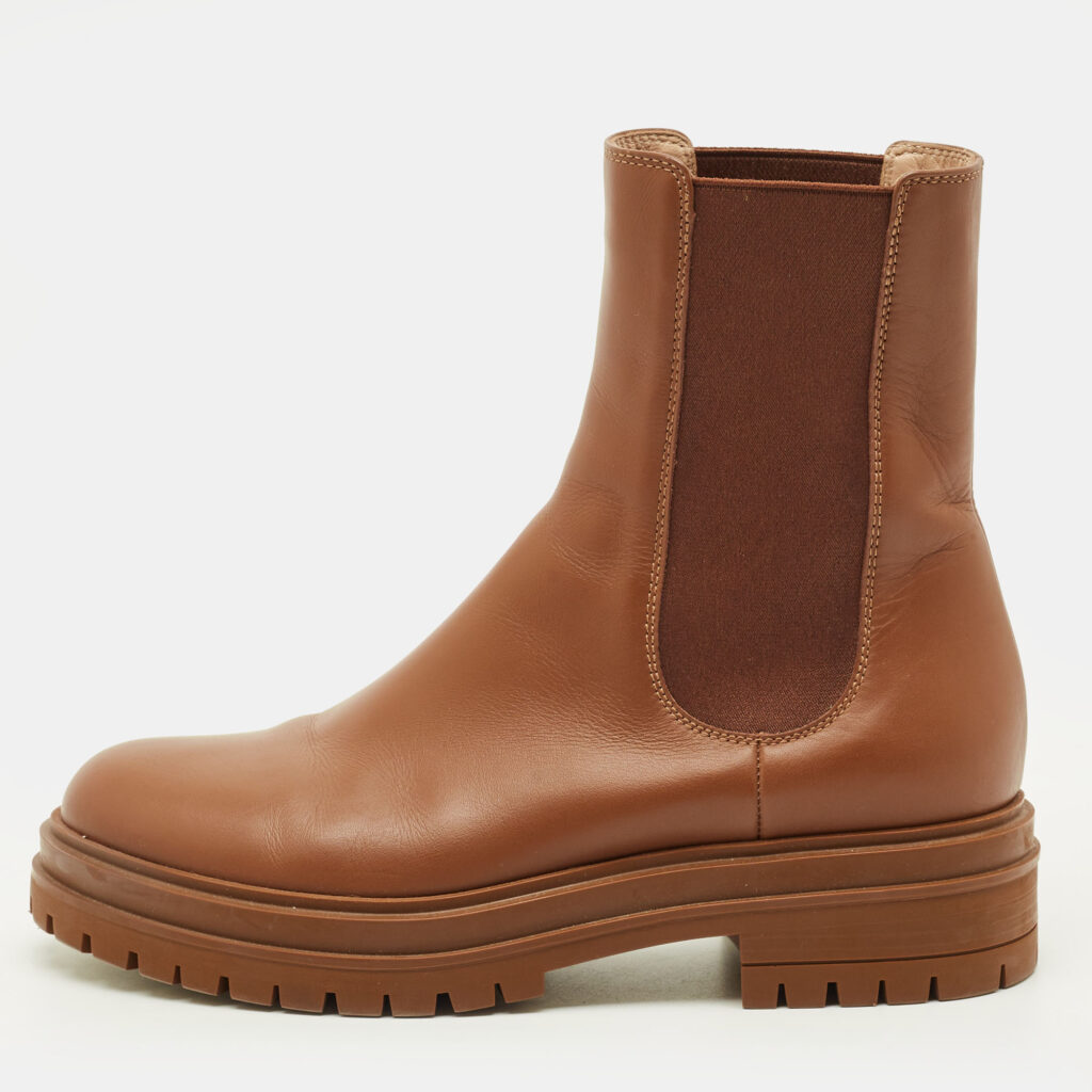 Gianvito Rossi Size 39.5 Brown Leather Chelsea Boots