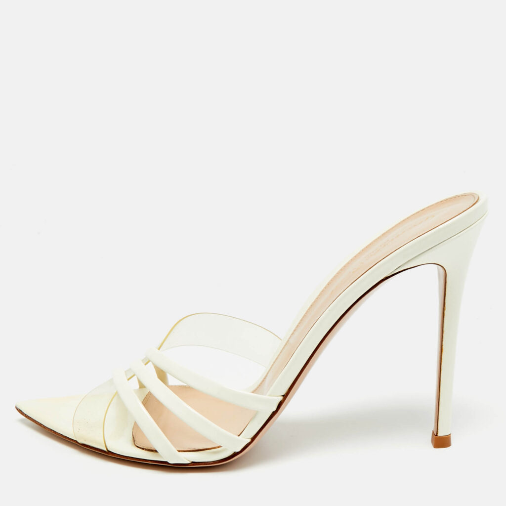 Gianvito Rossi Elle Size 40 Cream Patent Leather and PVC Slide Sandals Gianvito Rossi Elle Size 40 Cream Patent Leather and PVC Slide Sandals