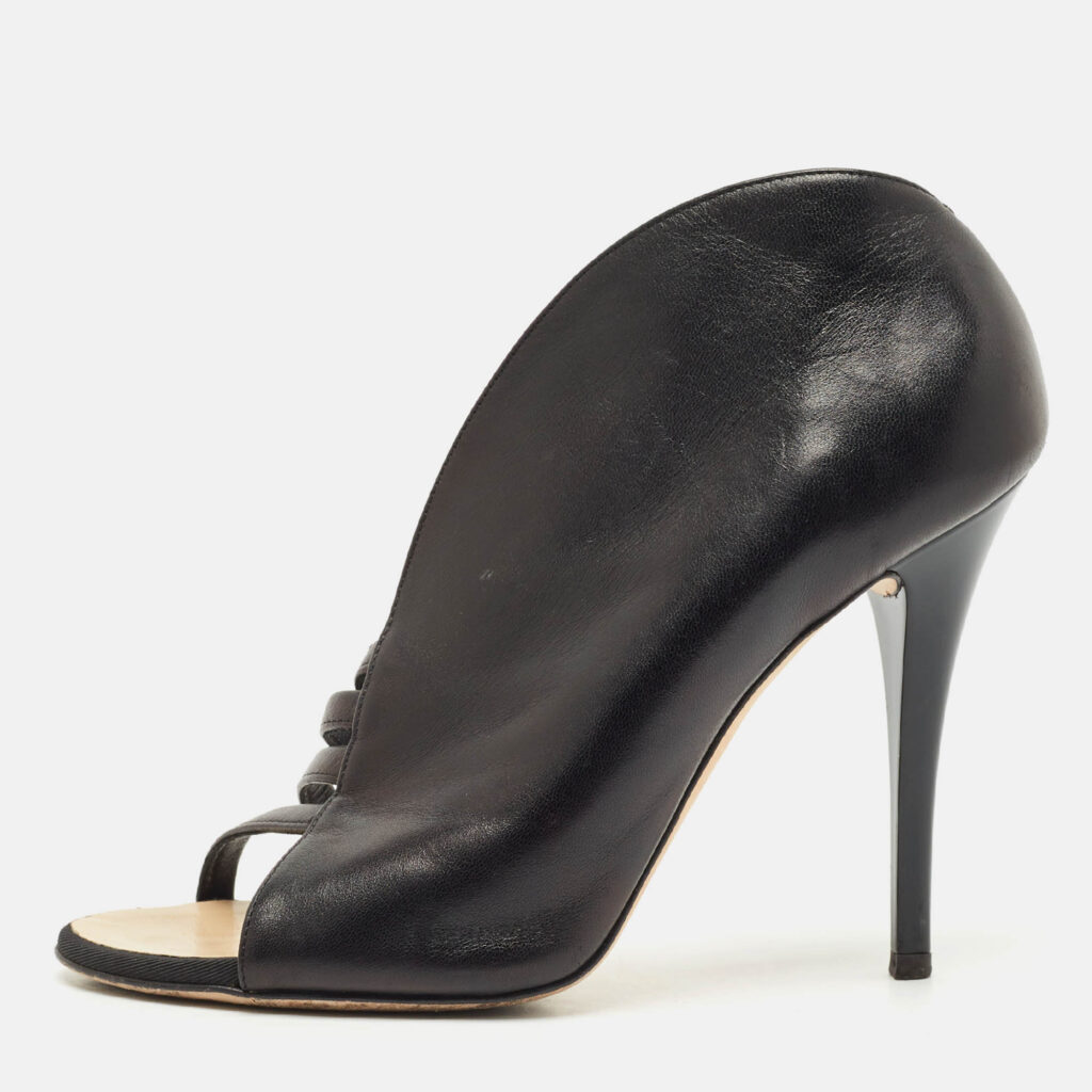 Giuseppe Zanotti Black Leather Cut Out Sandals Size 38.5 Giuseppe Zanotti Black Leather Cut Out Sandals Size 38.5