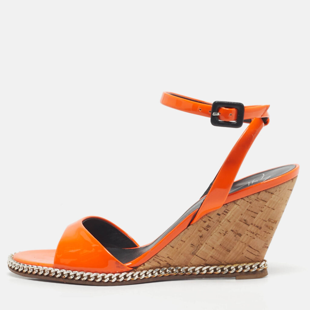 Giuseppe Zanotti Orange Patent Leather Chain Cork Wedge Ankle Strap Sandals Size 37.5 Giuseppe Zanotti Orange Patent Leather Chain Cork Wedge Ankle Strap Sandals Size 37.5
