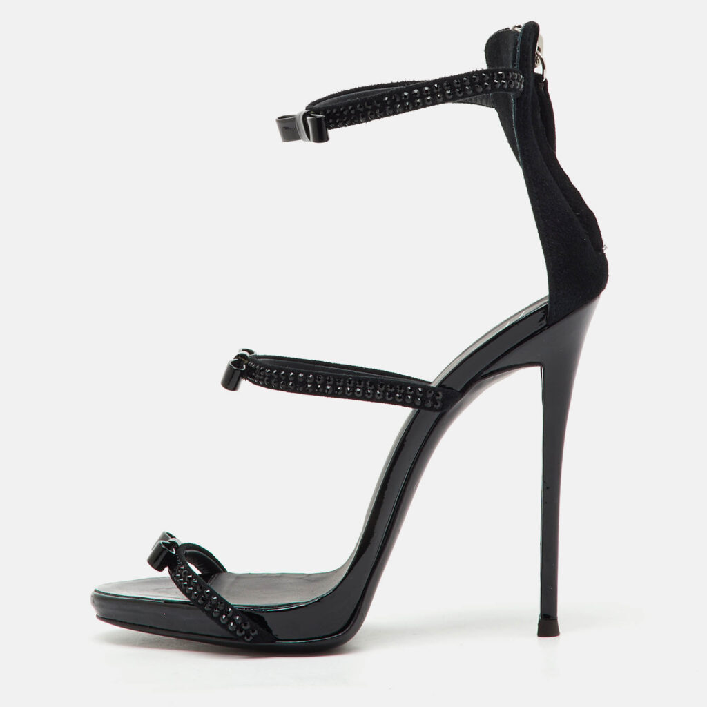 Giuseppe Zanotti Black Suede and Patent Leather Bow Harmony Ankle Strap Sandals Size 36 Giuseppe Zanotti Black Suede and Patent Leather Bow Harmony Ankle Strap Sandals Size 36