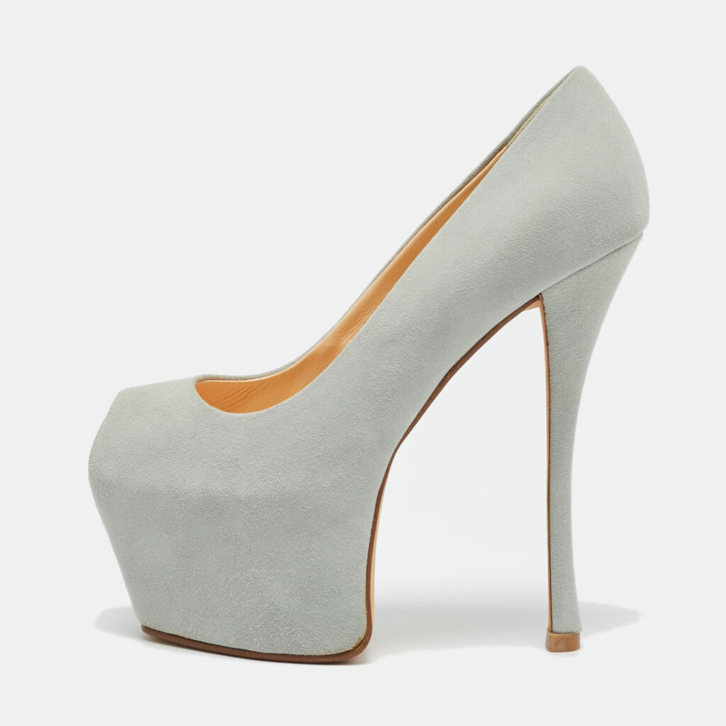 luxury-women-giuseppe-zanotti-used-shoes-p1237487-001.jpg Guisuppe Zanotti Grey Suede Liza Peep Toe Platform Pumps Size 36