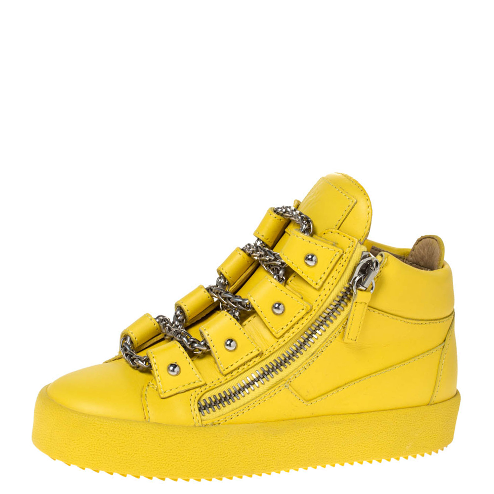 Giuseppe Zanotti Yellow Leather Gold Chain Laces Dual Zip Sneakers Size 35 Giuseppe Zanotti Yellow Leather Gold Chain Laces Dual Zip Sneakers Size 35