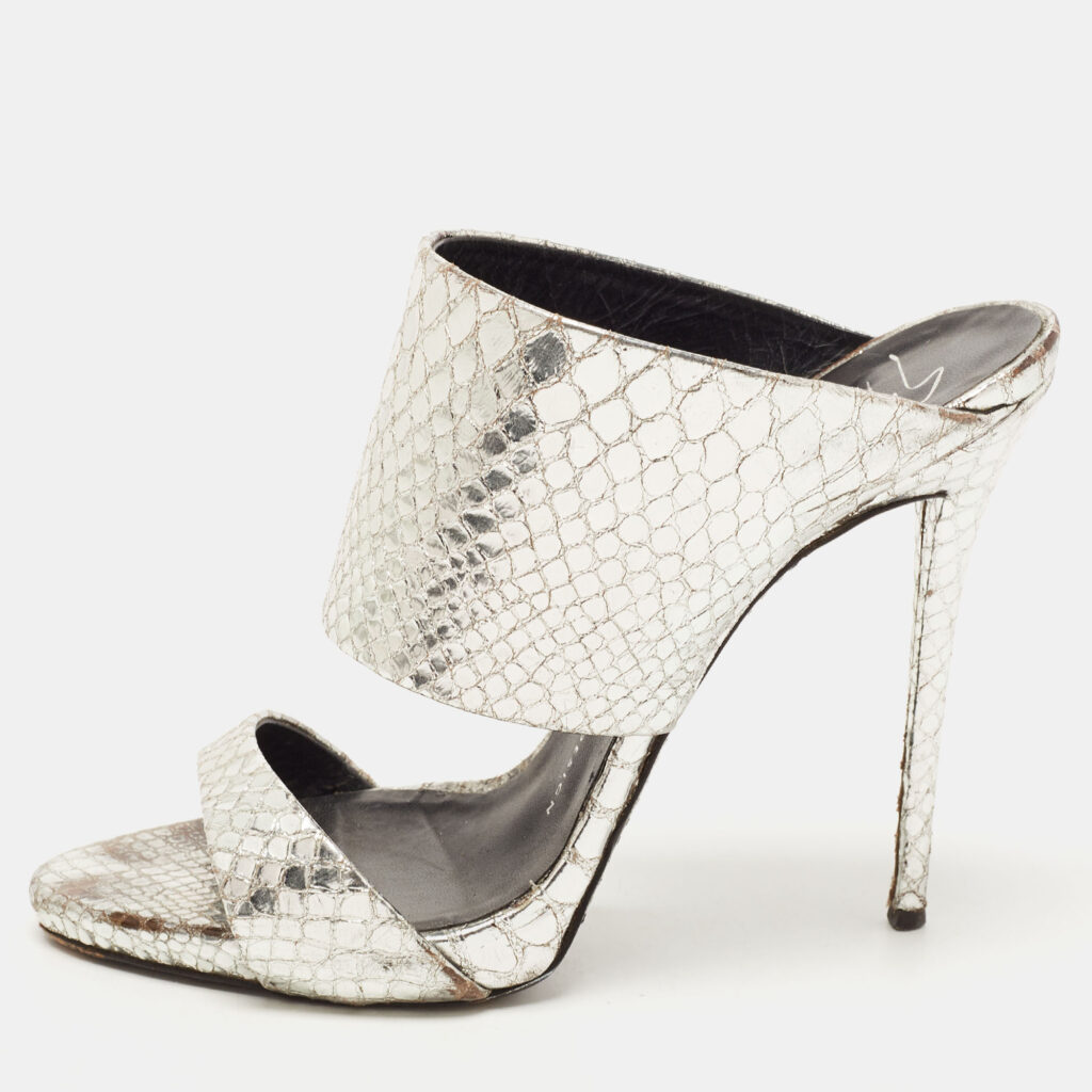 luxury-women-giuseppe-zanotti-used-shoes-p807985-010-1.jpg Giuseppe Zanotti Silver Python Embossed Leather Andrea Sandals Size 38.5