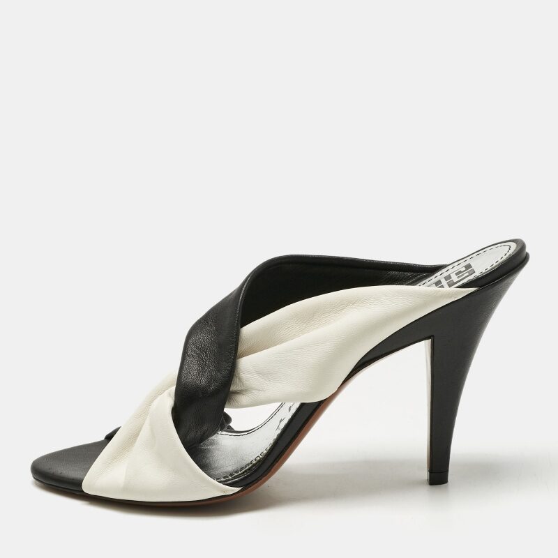 Givenchy Black/White Leather Crisscross Slide Sandals Size 39 Givenchy Black/White Leather Crisscross Slide Sandals Size 39