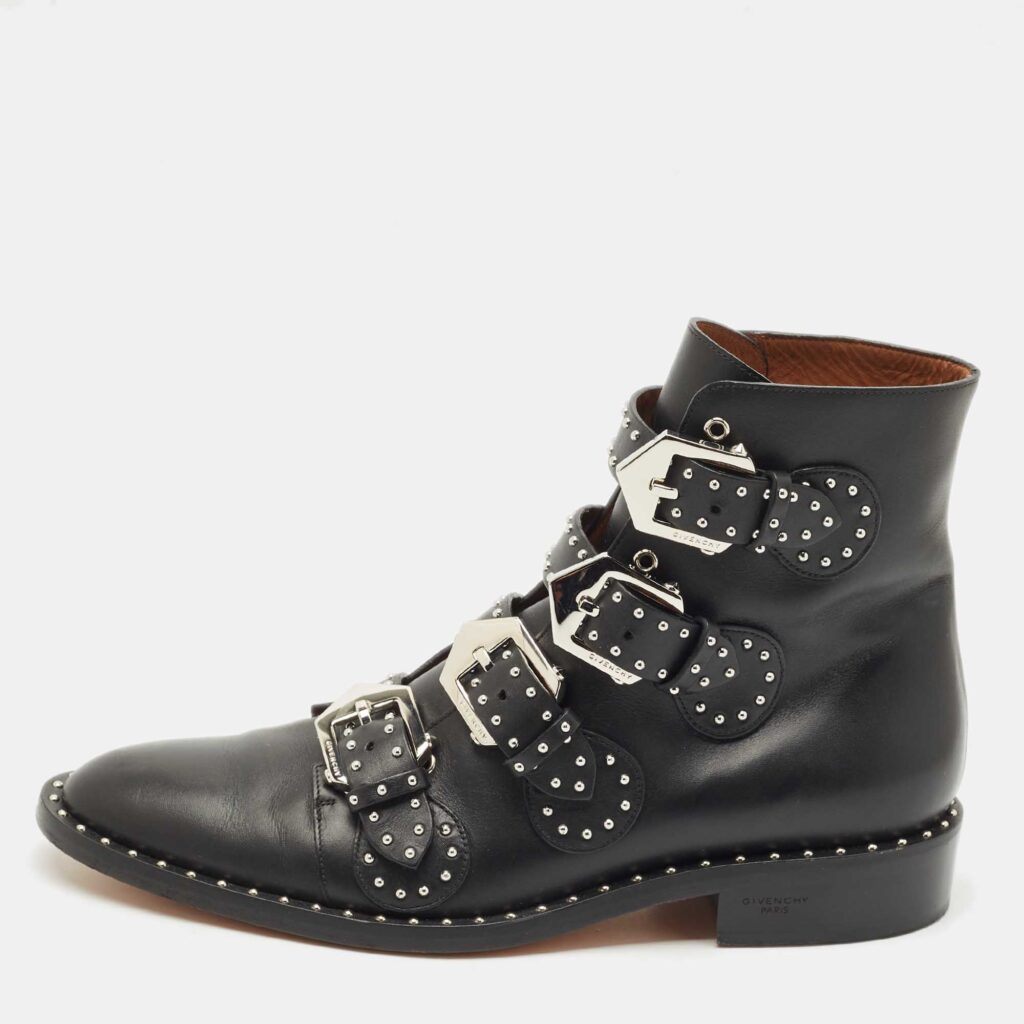 Givenchy Black Leather Studded Buckle Detail Ankle Boots Size 39 Givenchy Black Leather Studded Buckle Detail Ankle Boots Size 39
