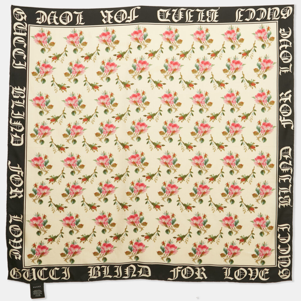 Gucci Cream Floral Print Silk Blind For Love Scarf Gucci Cream Floral Print Silk Blind For Love Scarf