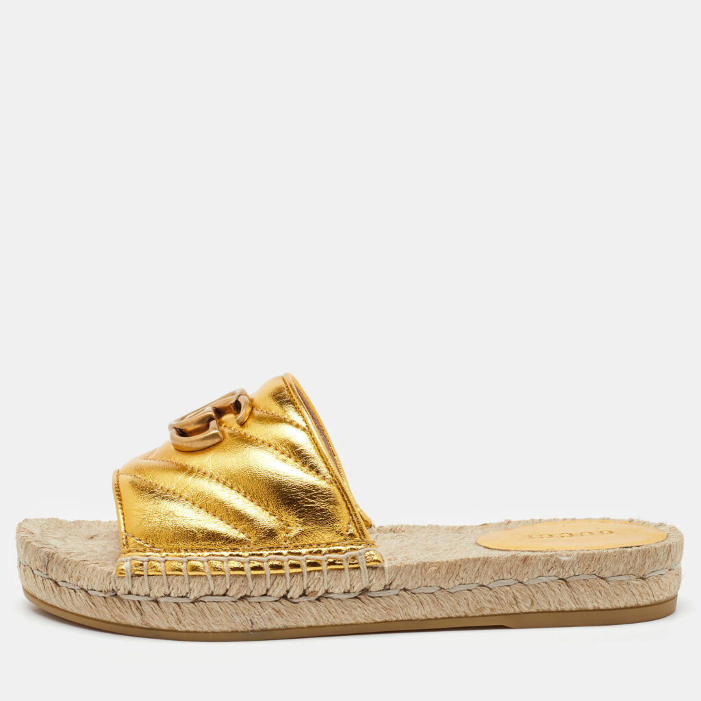Gucci Metallic Gold Leather GG Marmont Pilar Espadrille Flat Slide Sandals Size 35 Gucci Metallic Gold Leather GG Marmont Pilar Espadrille Flat Slide Sandals Size 35