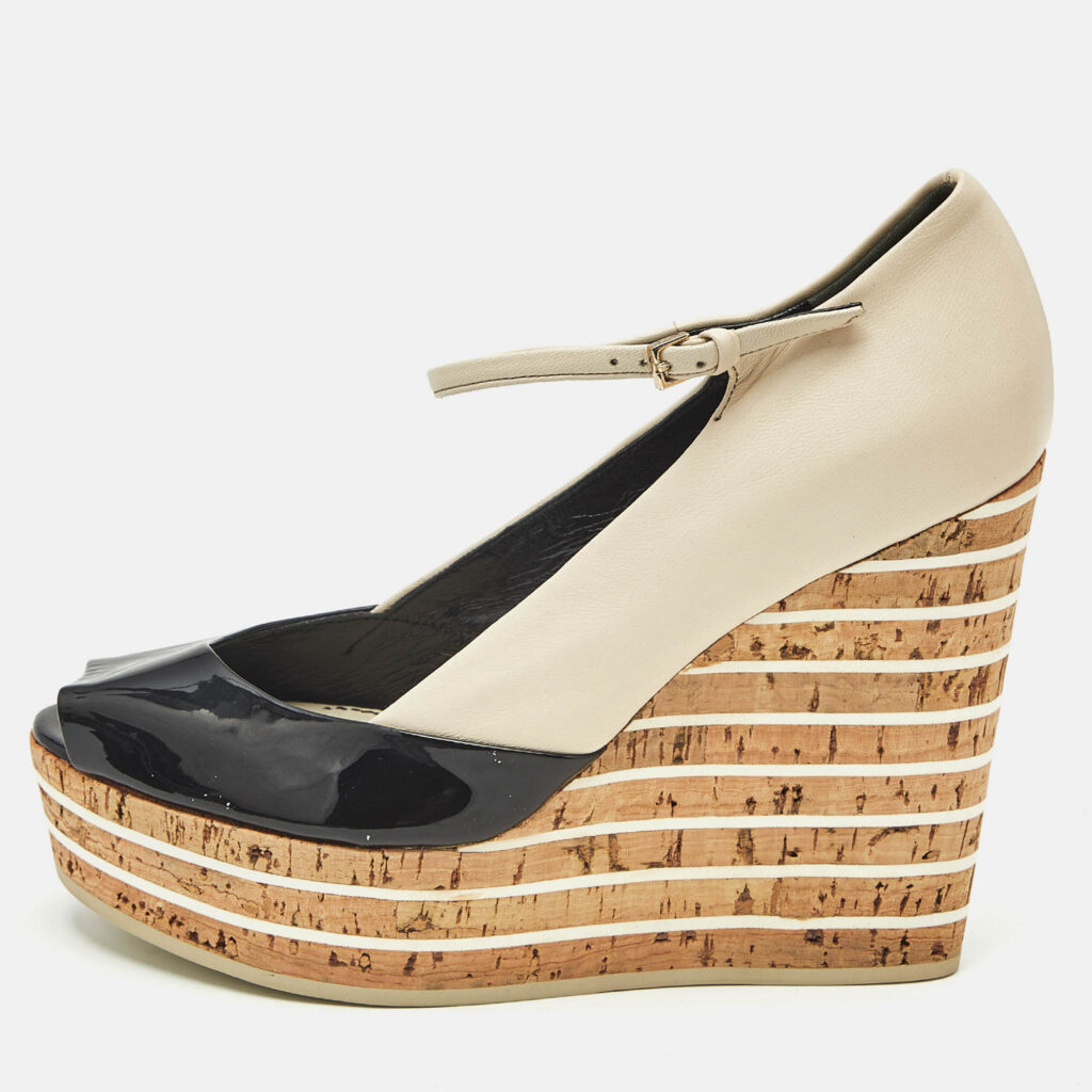 Gucci Beige Patent Leather Cork Wedge Pumps Size 36.5 Gucci Beige Patent Leather Cork Wedge Pumps Size 36.5