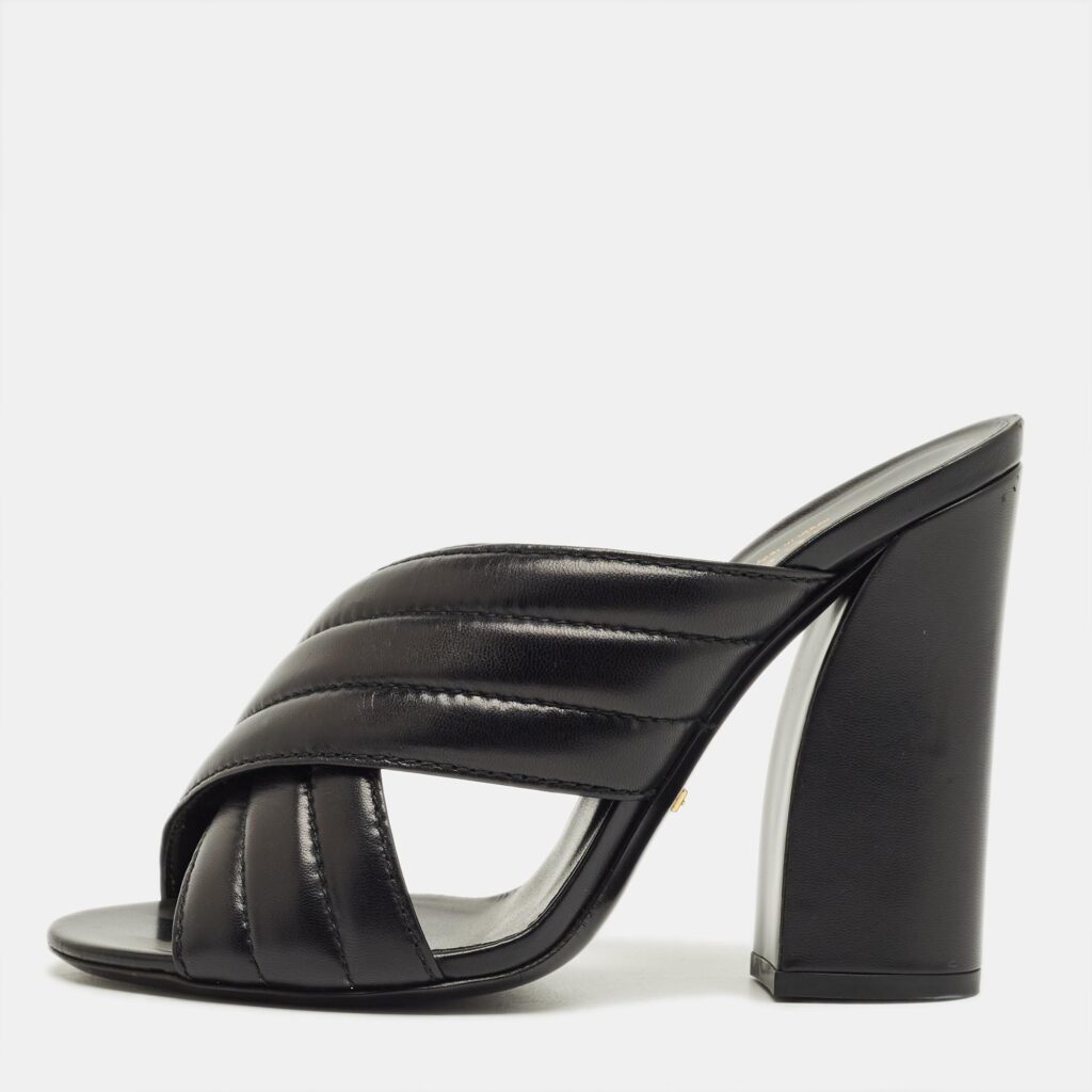 Gucci Black Quilted Leather Webby Slide Sandals Size 38 Gucci Black Quilted Leather Webby Slide Sandals Size 38