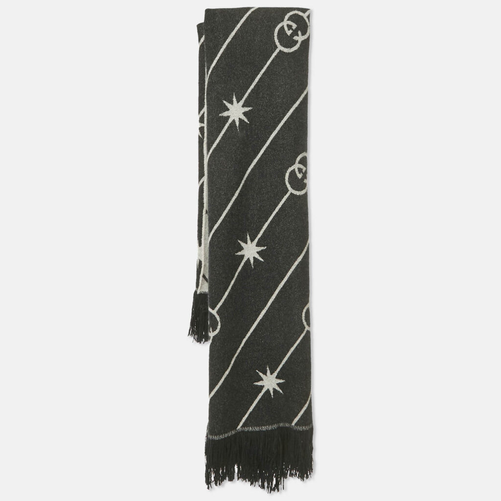 Gucci Black GG Wool Jacquard Shawl Gucci Black GG Wool Jacquard Shawl
