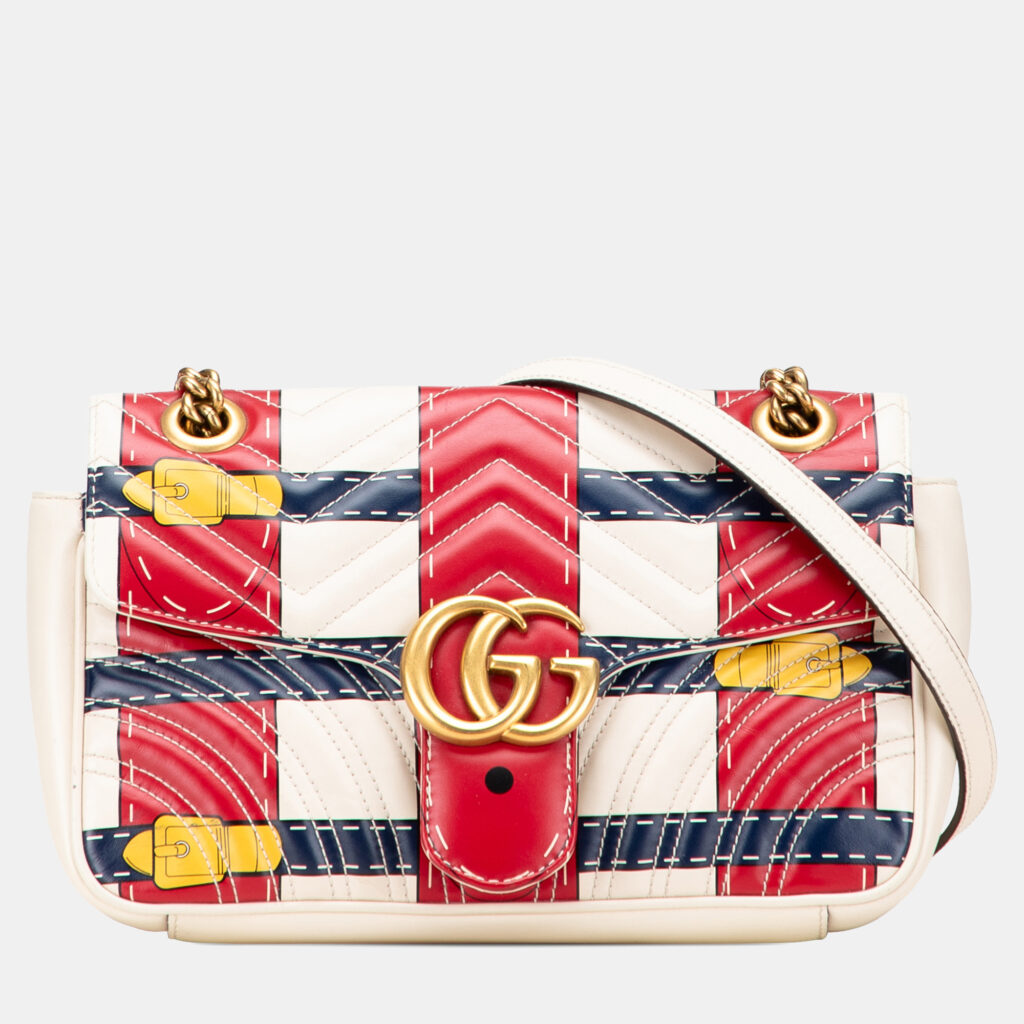 Gucci White Medium GG Marmont Matelasse Leather Trompe Loeil Shoulder Bag Gucci White Medium GG Marmont Matelasse Leather Trompe Loeil Shoulder Bag