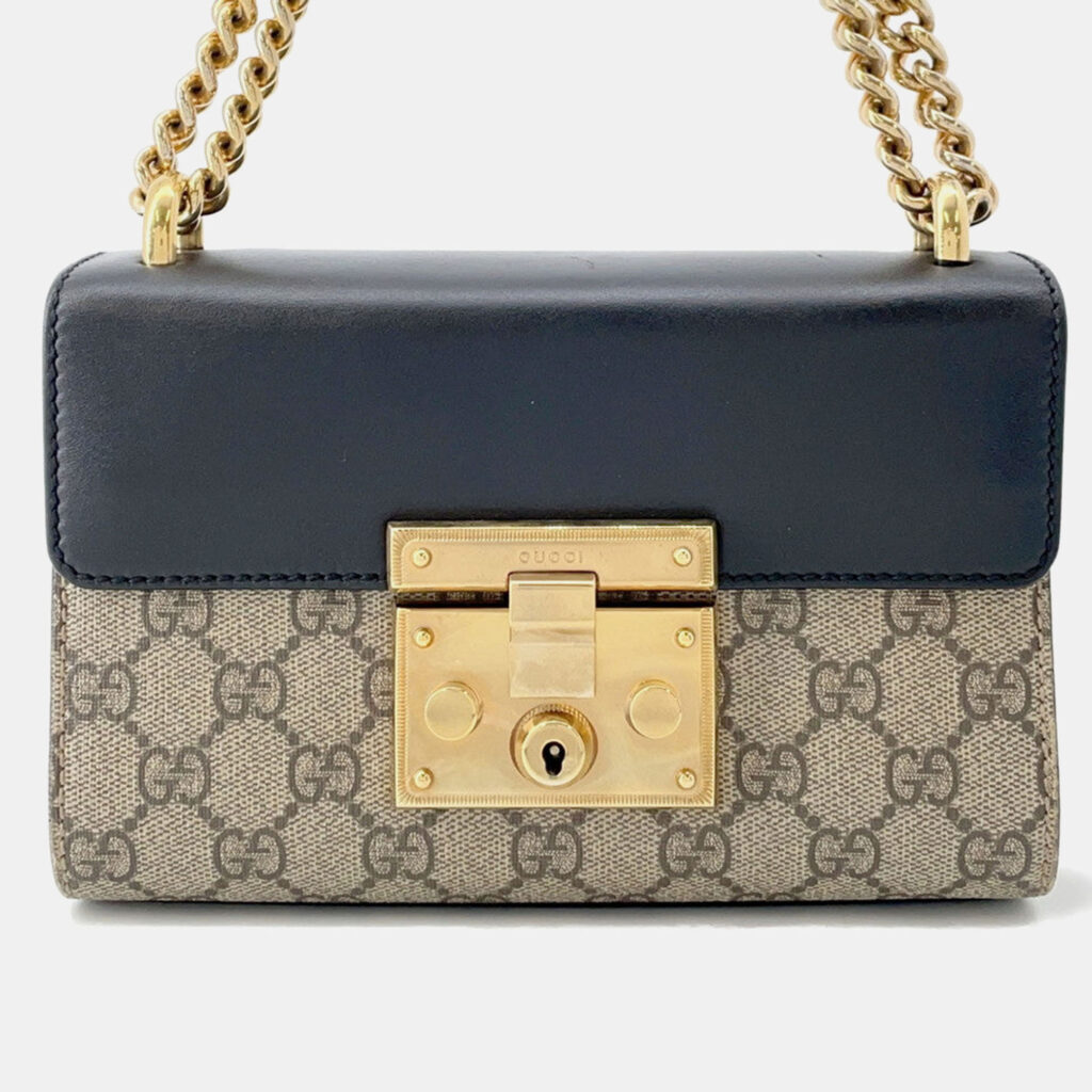 Gucci GG Supreme Padlock Chain shoulder Bag Beige/Black Gg Supreme Leather Size Small Gucci GG Supreme Padlock Chain shoulder Bag Beige/Black Gg Supreme Leather Size Small