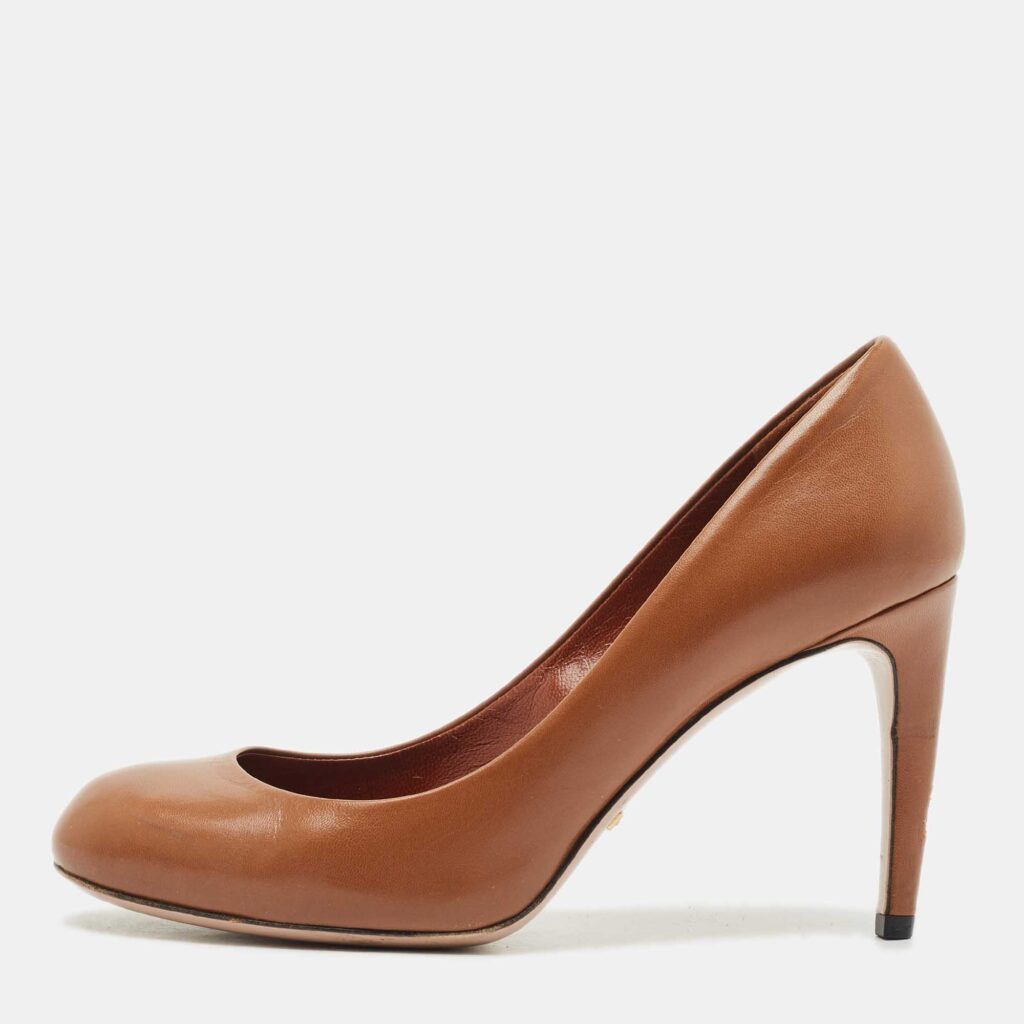 Gucci Brown Leather Round Toe Pumps Size 37 Gucci Brown Leather Round Toe Pumps Size 37