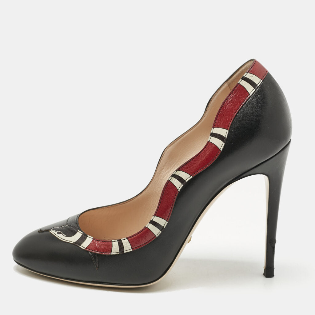 Gucci Black/Red Leather Kingsnake Pumps Size 38.5 Gucci Black/Red Leather Kingsnake Pumps Size 38.5